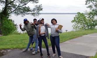 Students on a Chesapeake Bay area field trip.